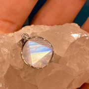 月亮石吊墜