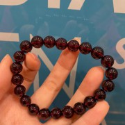 紅石榴石9-9.5mm圓珠手串