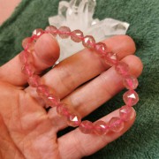 草莓水晶手串