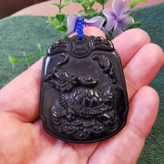 黑曜石龍龜牌吊墜