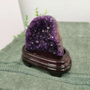 紫水晶擺件(連木座)